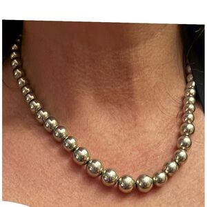 Nice Vintage Monet SilverTone Graduated Beaded Necklace w/Lobster Clasp $14
18”